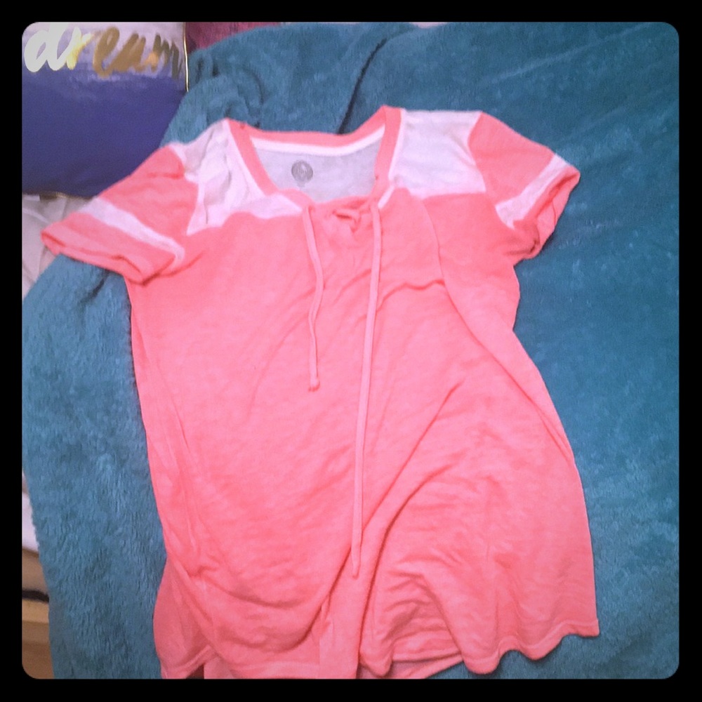 SO* pink lace top